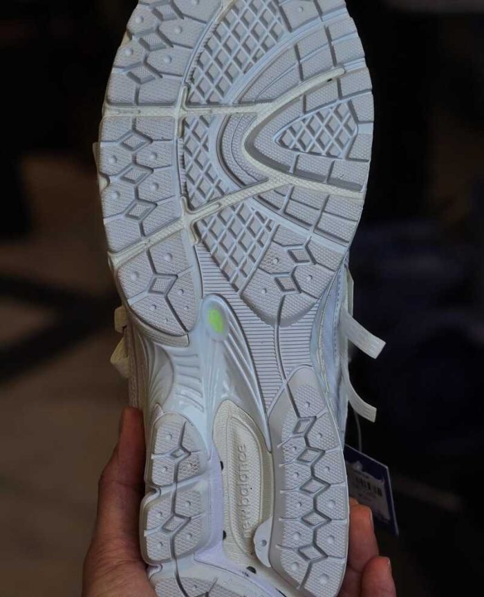 کتونی نیوبالانس 1906 - Image 17