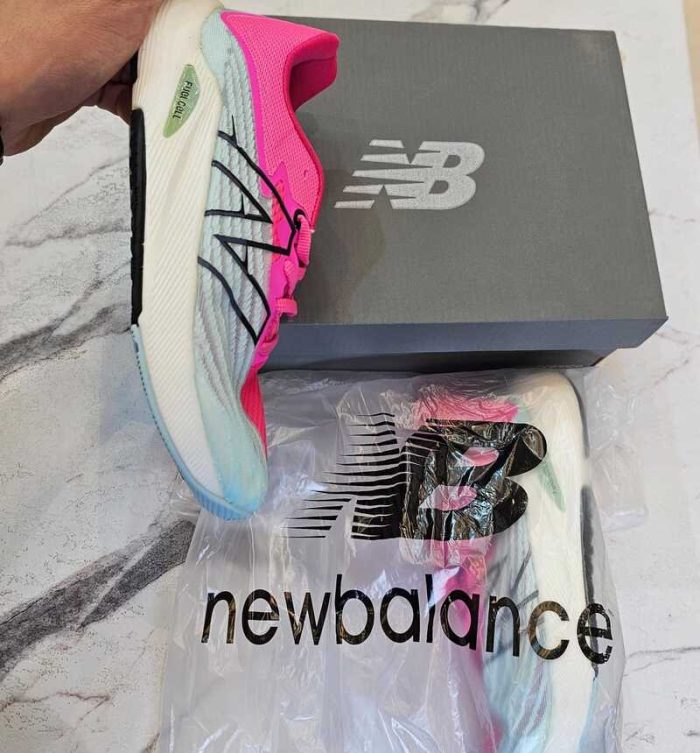 کتونی نیو بالانس صورتی New Balance Pink - Image 11